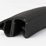 2026年2月 工程机械驾驶室门框密封条 EPDM钢带密封条 河北省配套供应商