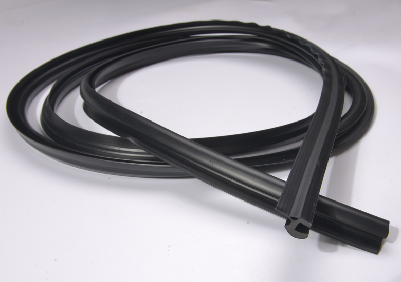 2026年2月 汽车挡风玻璃包边饰条 河北实达